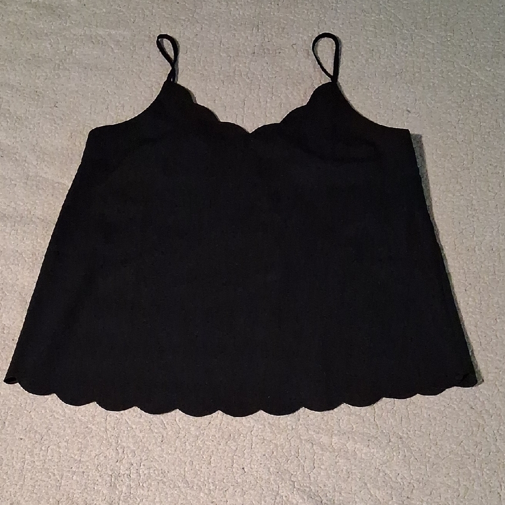 New Kori Elegant Black Scalloped Camisole